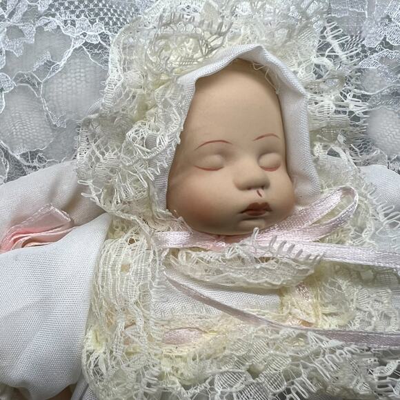 Miniature Porcelain Baby Doll in White Lace Bonnet Collectible Decor - Picture 3 of 9
